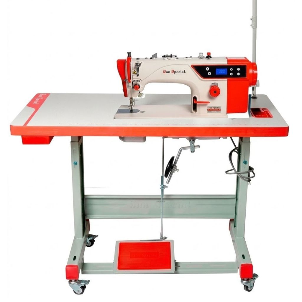 Máquina Industrial de Costura Reta